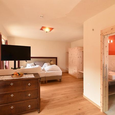 Hotel Gassenwirt Кьенес Экстерьер фото