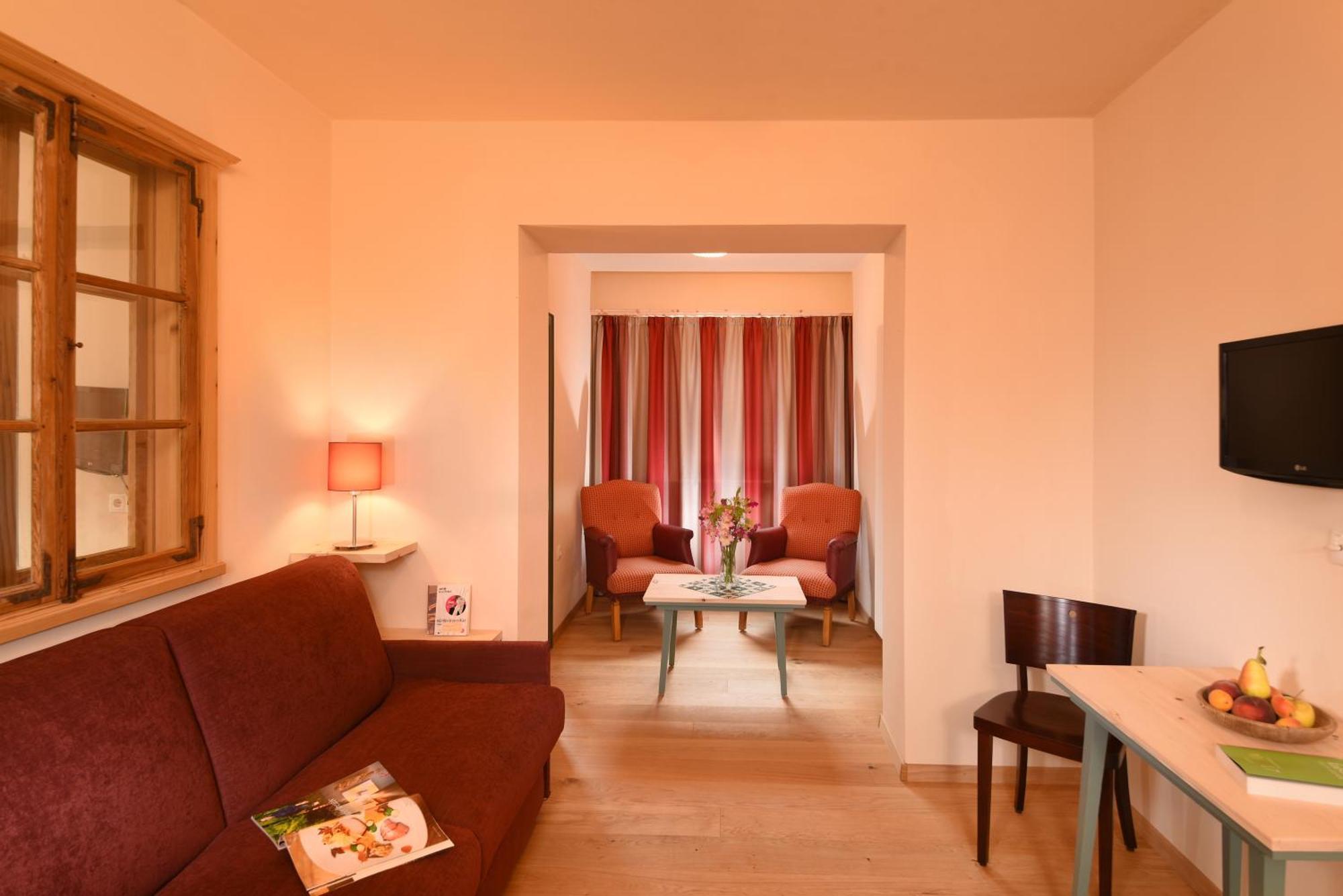 Hotel Gassenwirt Кьенес Экстерьер фото