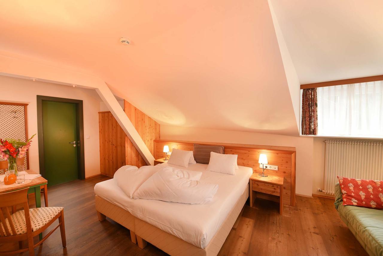 Hotel Gassenwirt Кьенес Экстерьер фото