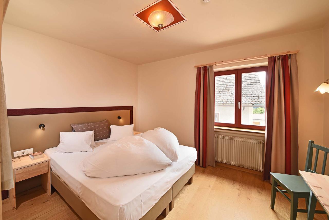 Hotel Gassenwirt Кьенес Экстерьер фото